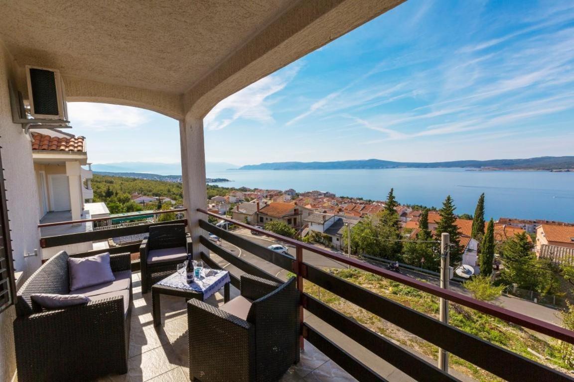 Stupar Apartment Crikvenica Cameră foto