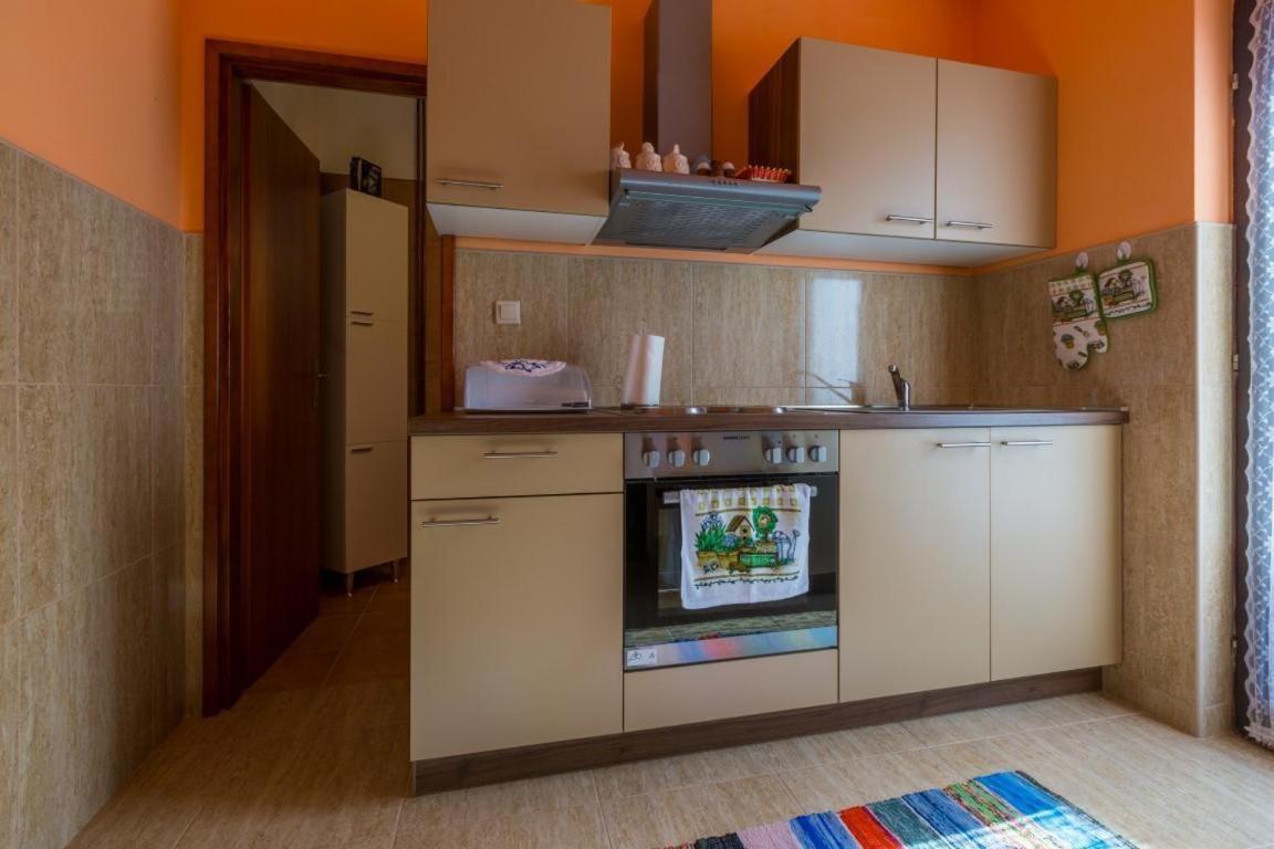 Stupar Apartment Crikvenica Cameră foto
