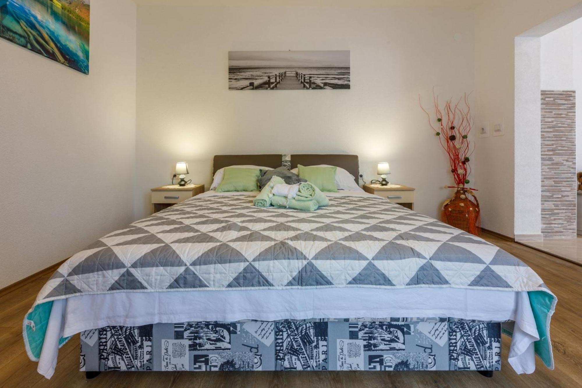 Stupar Apartment Crikvenica Cameră foto