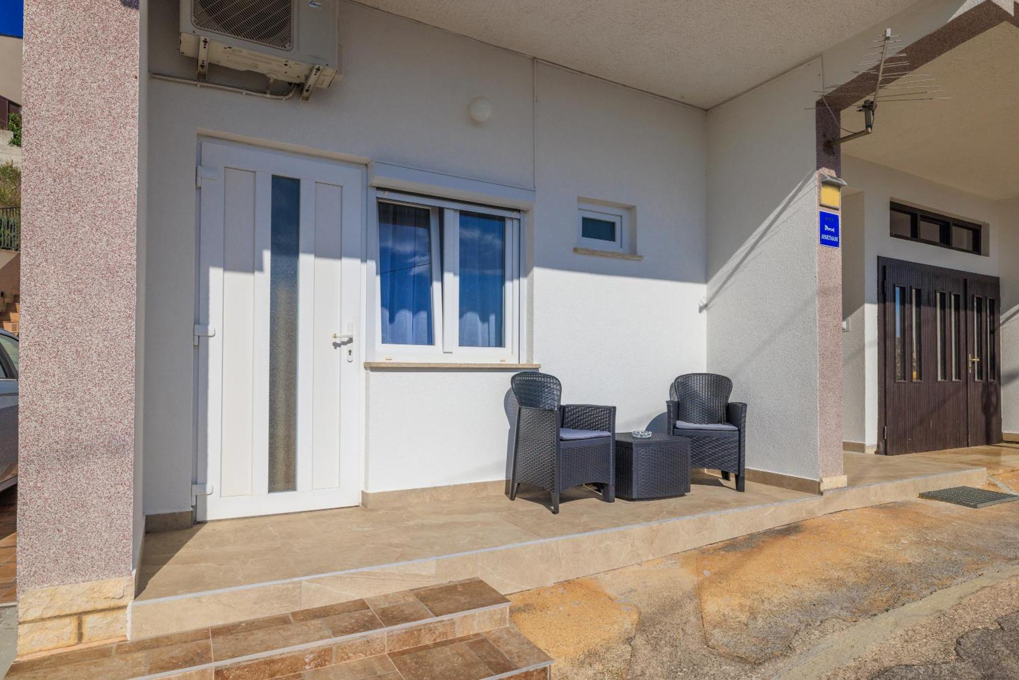 Stupar Apartment Crikvenica Exterior foto